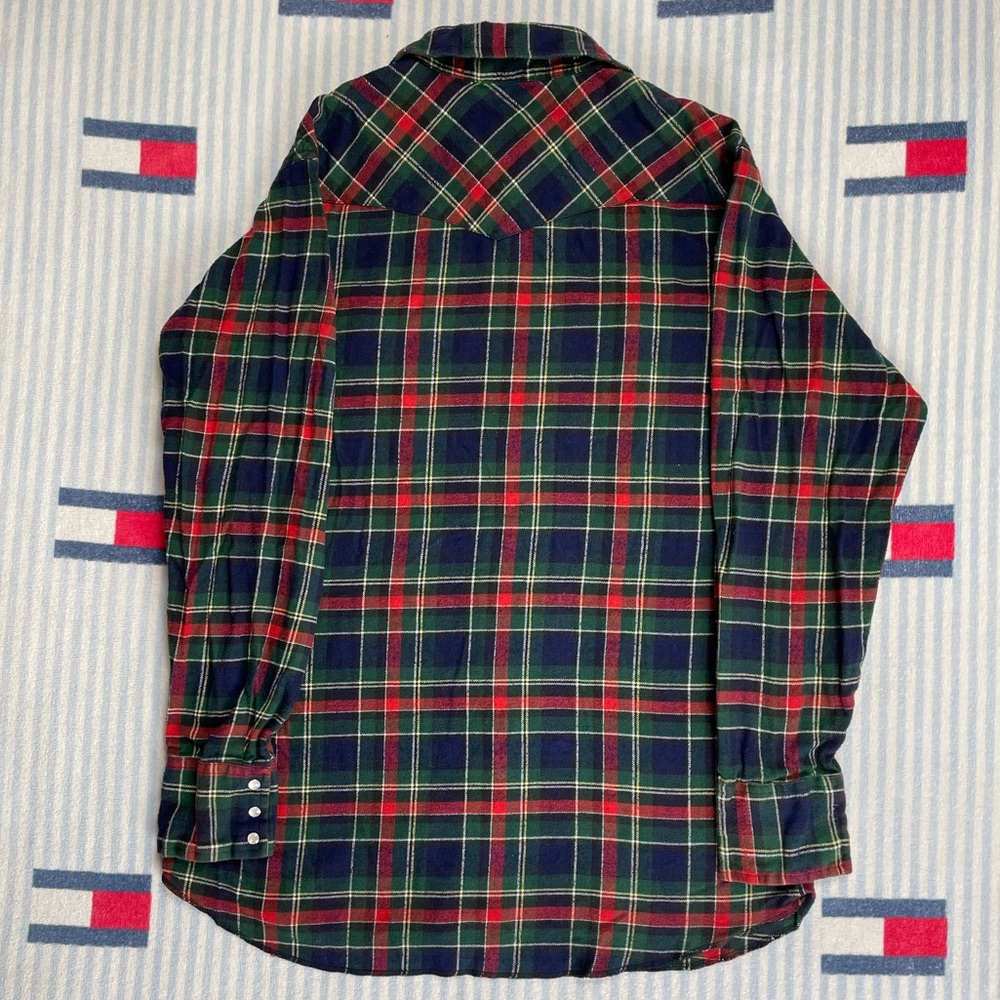 Vintage Wrangler Western Plaid Pearl Snap button down shirt - Picture 2 of 9